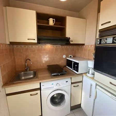 Studio Frejus, 1 Piece, 4 Personnes - Fr-1-226A-259 Apartament