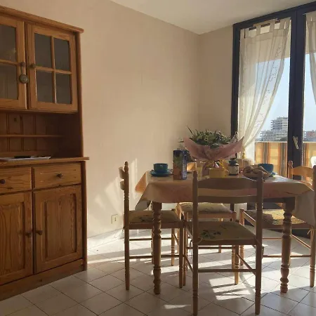 Studio Frejus, 1 Piece, 4 Personnes - Fr-1-226A-259 Apartament